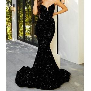 *PERFECT FOR PROM* Black Sequin Formal Dress